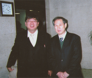 浜井浩一さんと（3/6）