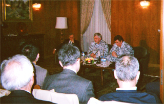 ロシア大使館での記者会見（4/15）