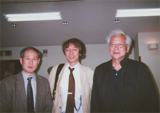 村上満宏さん（中央）、安田好弘さんと（5/28）