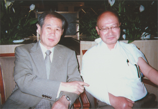 植垣康博さんと