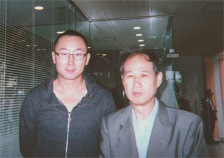 「南京！南京！」の陸川監督と