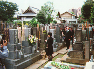 見沢知廉氏のお墓で