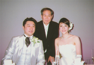 石川知裕さんと香織さん（2/4）