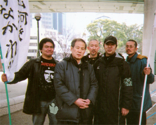 大阪「右から」デモの出前です（2/5）