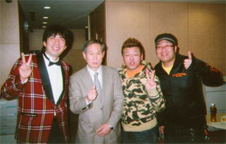 Ｗコロン、古賀シュウさんと