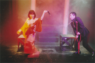 月蝕歌劇団の舞台