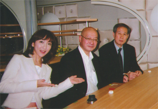 ＴＢＳ「ニュースバード」で