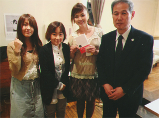 松田美由紀さんを囲んで（5/8）