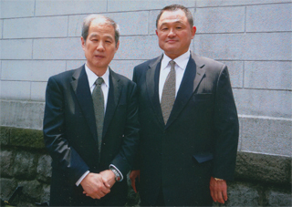 山下泰裕さんと