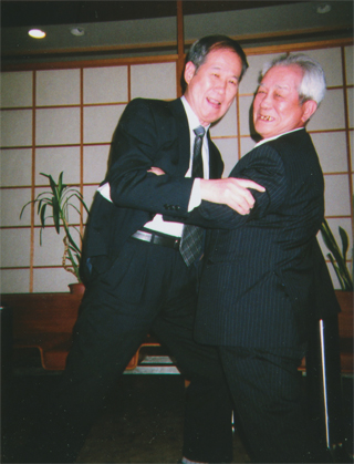 54年ぶりに住谷君と相撲をとった！