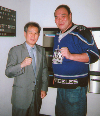 格闘家の安田忠夫さんと（7/27）