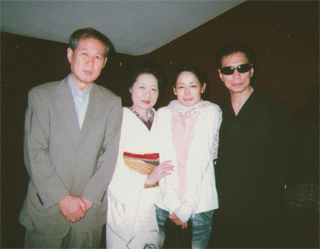 （左より）鈴木、黒岩さん、三坂さん、有末さん