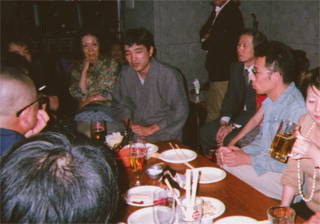 懇親会でも質問攻めでした