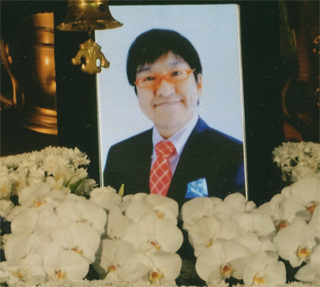 金子哲雄さんの葬儀・告別式で（10/4）