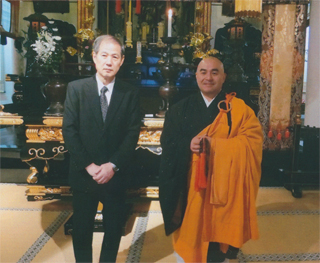 塩釜・東園寺のご住職さまと