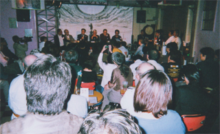 超満員の阿佐ヶ谷ロフト