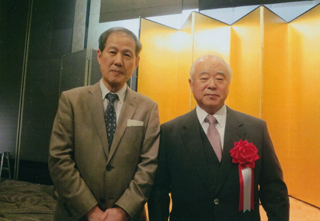 初代防衛大臣・久間章生さんと