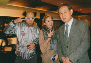 新渡戸稲造の子孫。「アクア新渡戸」さんと。左は南部さん