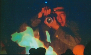 撮影の現場の映像も