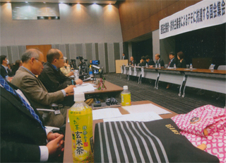 差別主義者・排外主義者によるデモに抗議する国会集会（5/7）