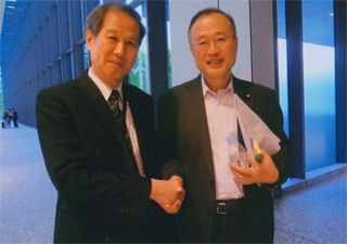 有田芳生さんと