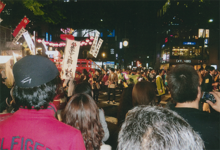 街に出たらお祭りでした