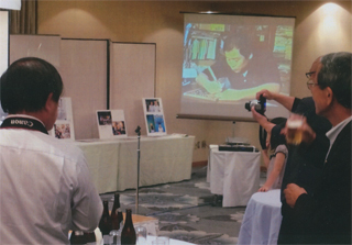 仕事中の畑中さん