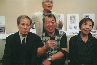 山口昌男さんの奥さん（右）と