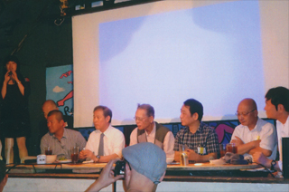 徐さん（左）、北芝さん（右）も加わって…