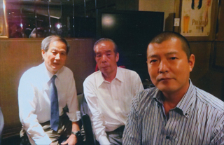 飛松五男さん、徐裕行さんと