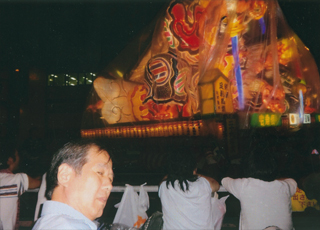 桟敷席で見ました