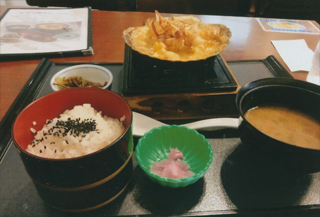 「太宰の昼メシ」を食べました