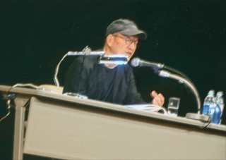 辺見庸さんが２時間講演