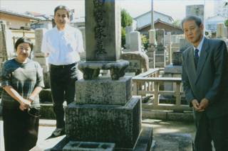 田宮高麿さんのお墓で