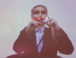 顔が変わるスクリーンです