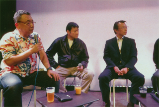 北芝健さん（中央）のライブで（10/4金）