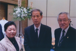 「生学連」の仲間たちと