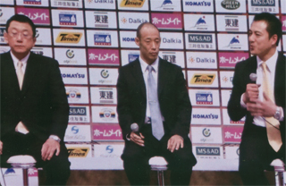 柔道優勝者のトークステージ