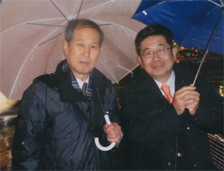 日本共産党の小池晃さんと