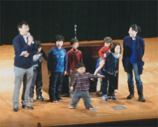 子供たちも宇都宮さんを応援してました