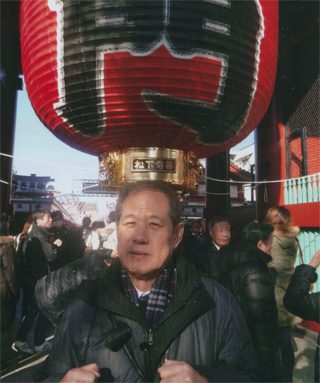 浅草雷門で（1/11土）