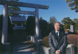 鳥居のあるお墓も