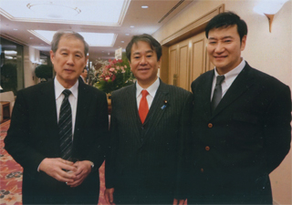 原口一博さん、北芝健さんと