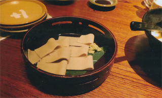 ソバの刺し身です