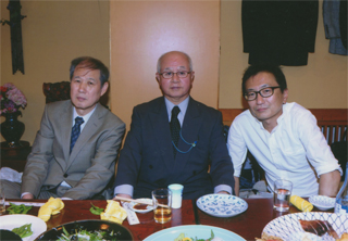 鈴木、澤龍さん、展転社代表・藤本氏