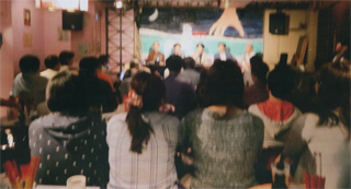 ロフトは超満員でした