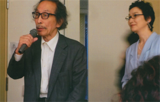 挨拶する和田春樹さん