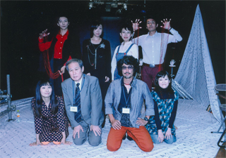 上演後、出演者と