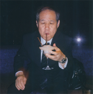 キューバの酒を飲んでます