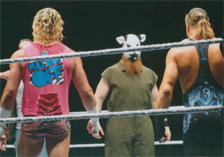 ＷＷＥの試合を見ました。7/11（金）